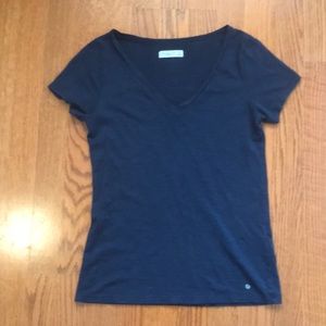 Soft Abercrombie and Fitch V neck tee
